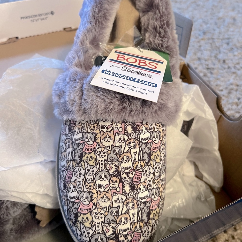 Bobs Sketchers Cat Slippers Size 9